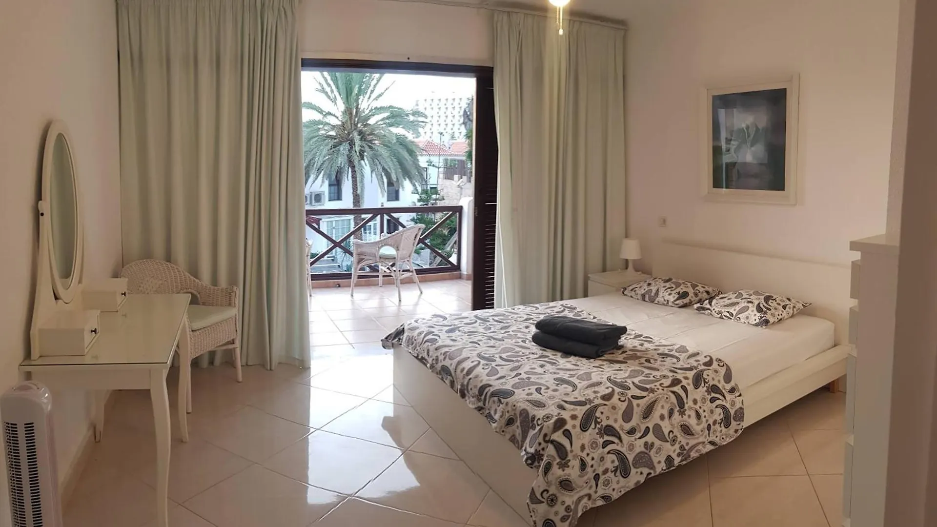 Apartamento Paraiso Royal Las Americas 2-Dormitorios プラヤ・デ・ラス・アメリカス