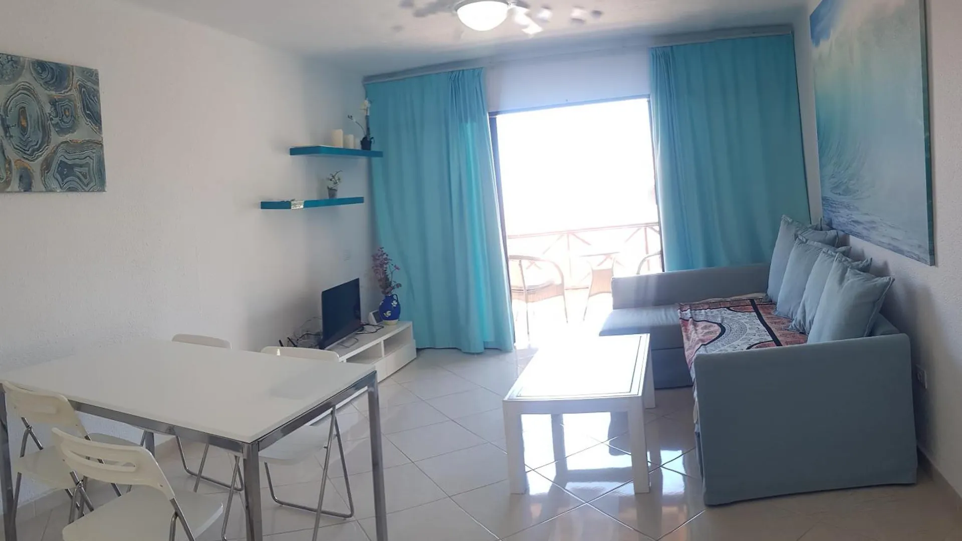 Apartamento Paraiso Royal Las Americas 2-Dormitorios プラヤ・デ・ラス・アメリカス 0*,  スペイン